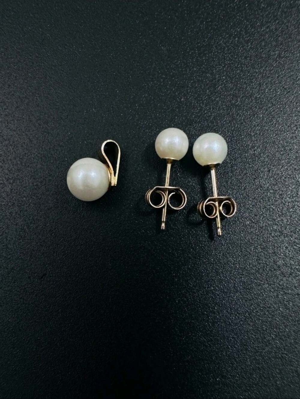 14k Solid Gold Freshwater Pearl Stud Earrings And Pendant Set - Picture 9 of 16